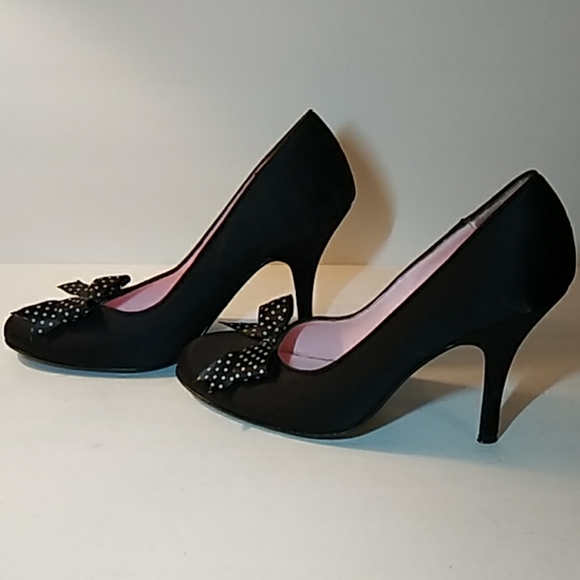 Kenneth Cole Tribeca Design Polka Dot Bow Heels 9M - Picture 2 of 5